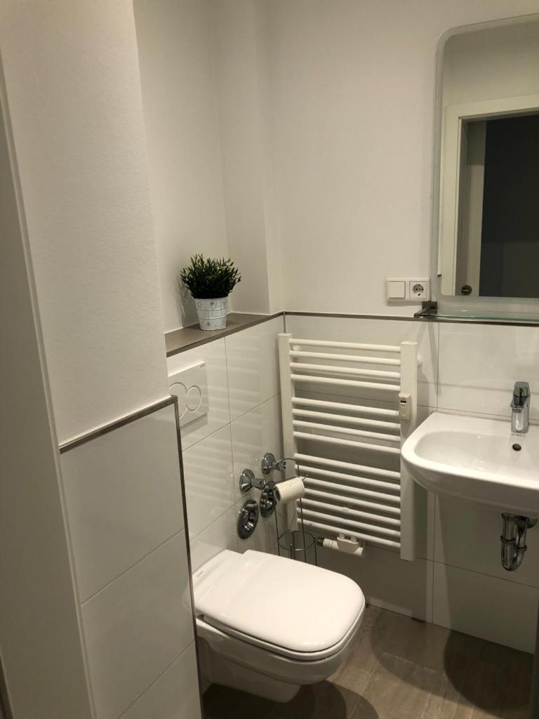 Sunset - Du, Deine Truppe Und Eine Einzigartige Stadt - Cologne Room photo
